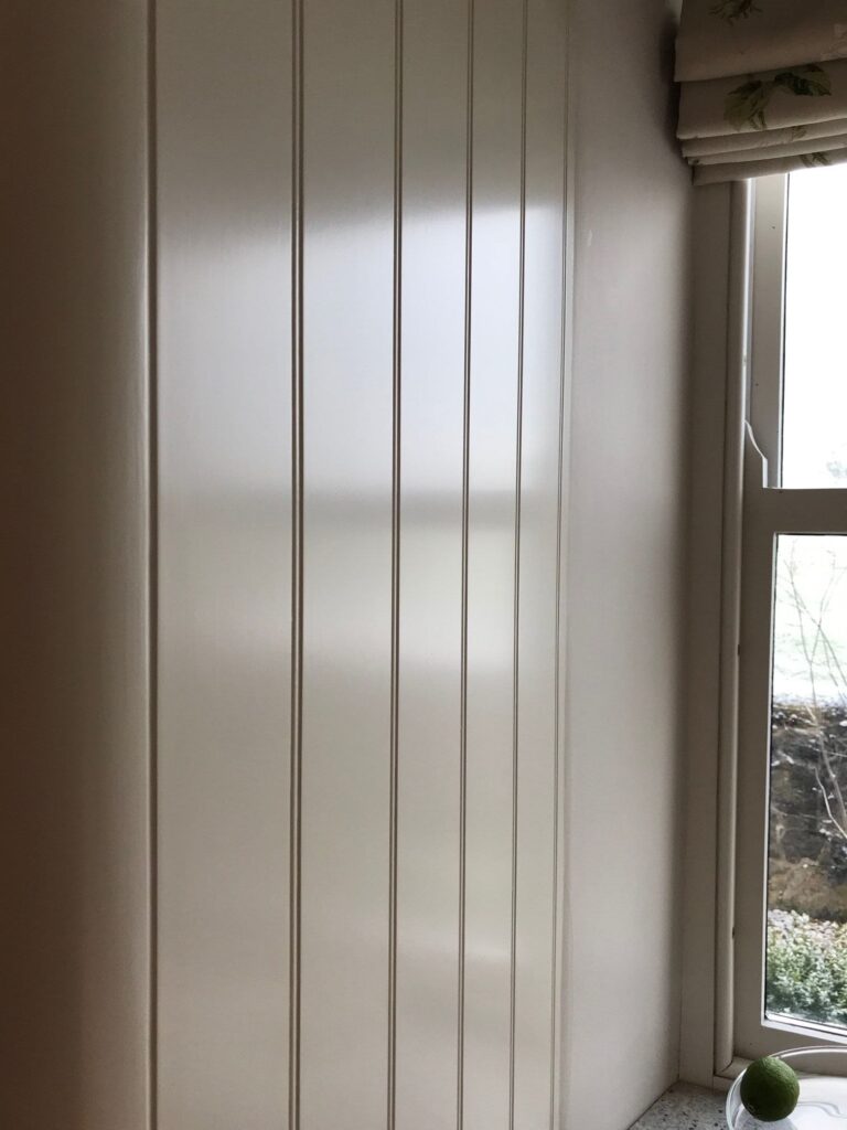 Hand painted vs spray painted kitchens