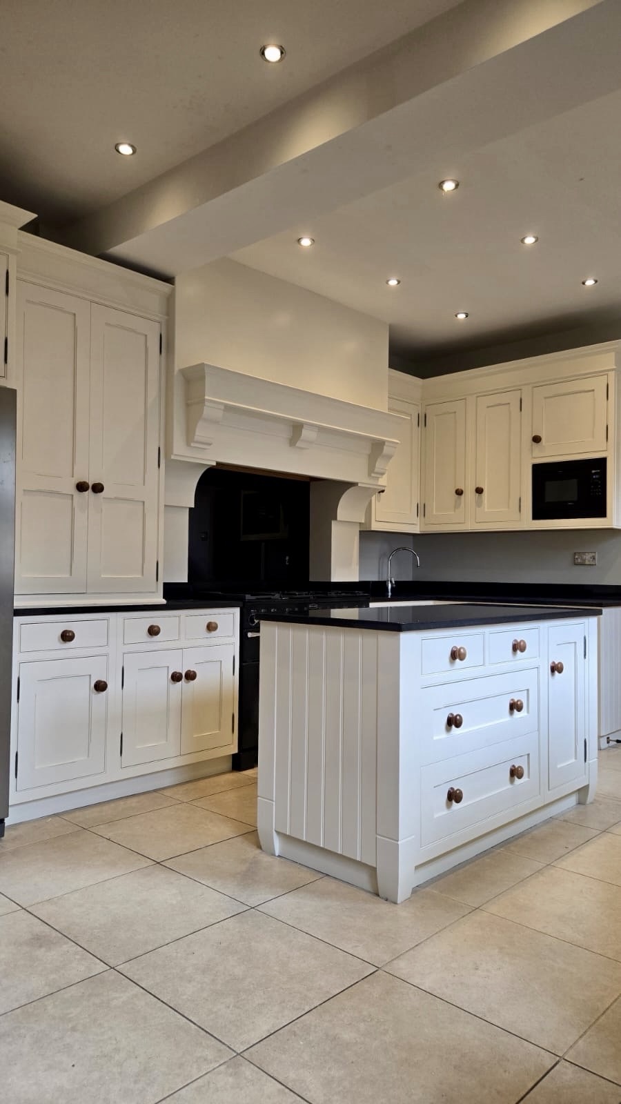 ada42959 6536 4bfd 87bc 60ffd499314d 2 | Hand painted kitchens and furniture